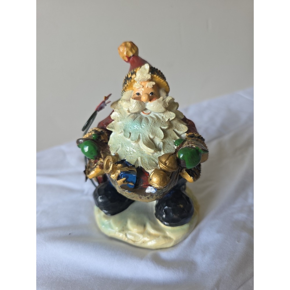 Santa Figuring 5Inches Tall,‎ Very festive vintage Resin Santa Christmas